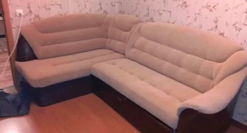 Перетяжка углового дивана. Хотьково
